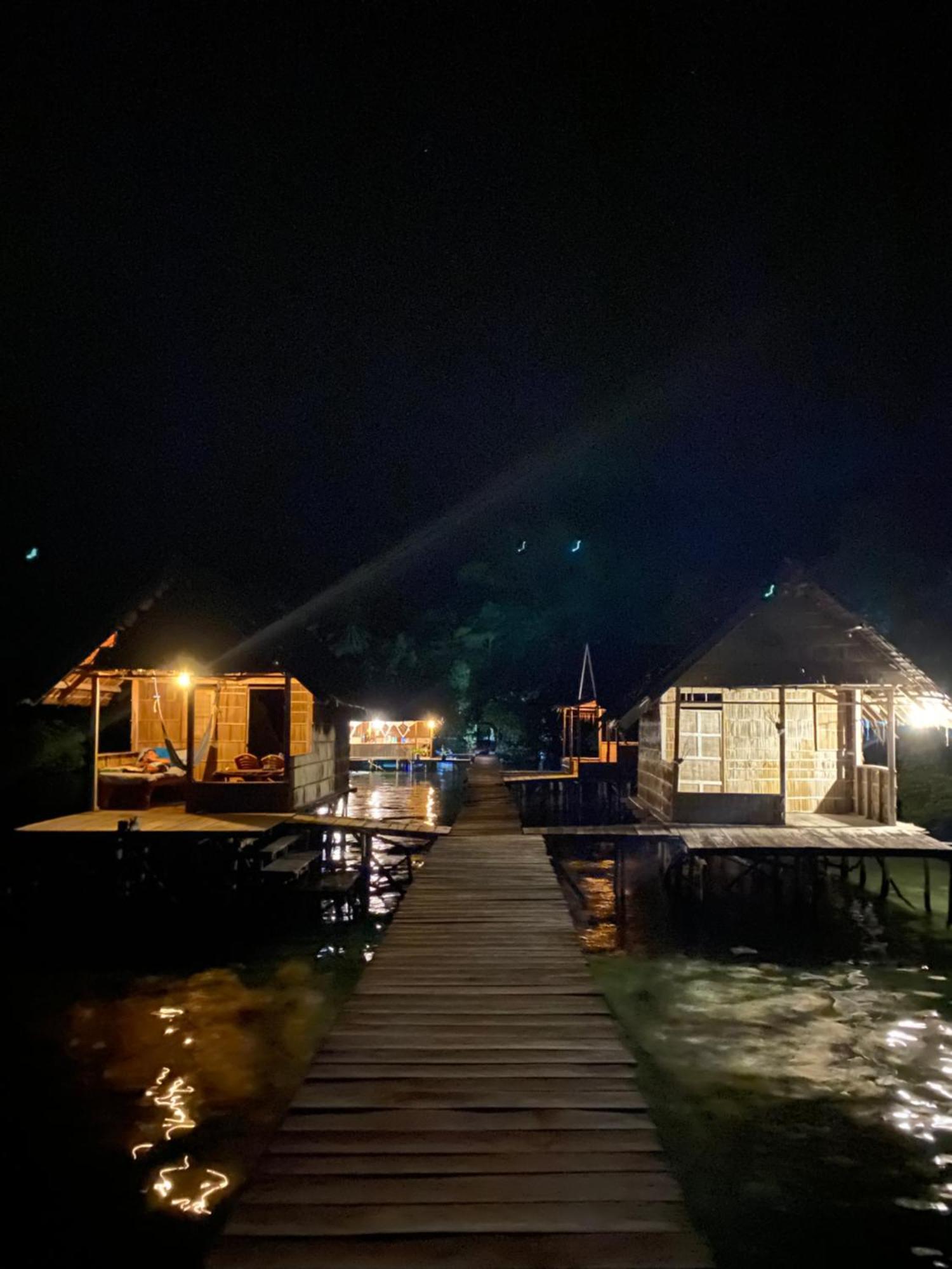 Nyanse Homestay - Raja Ampat Besir Eksteriør billede